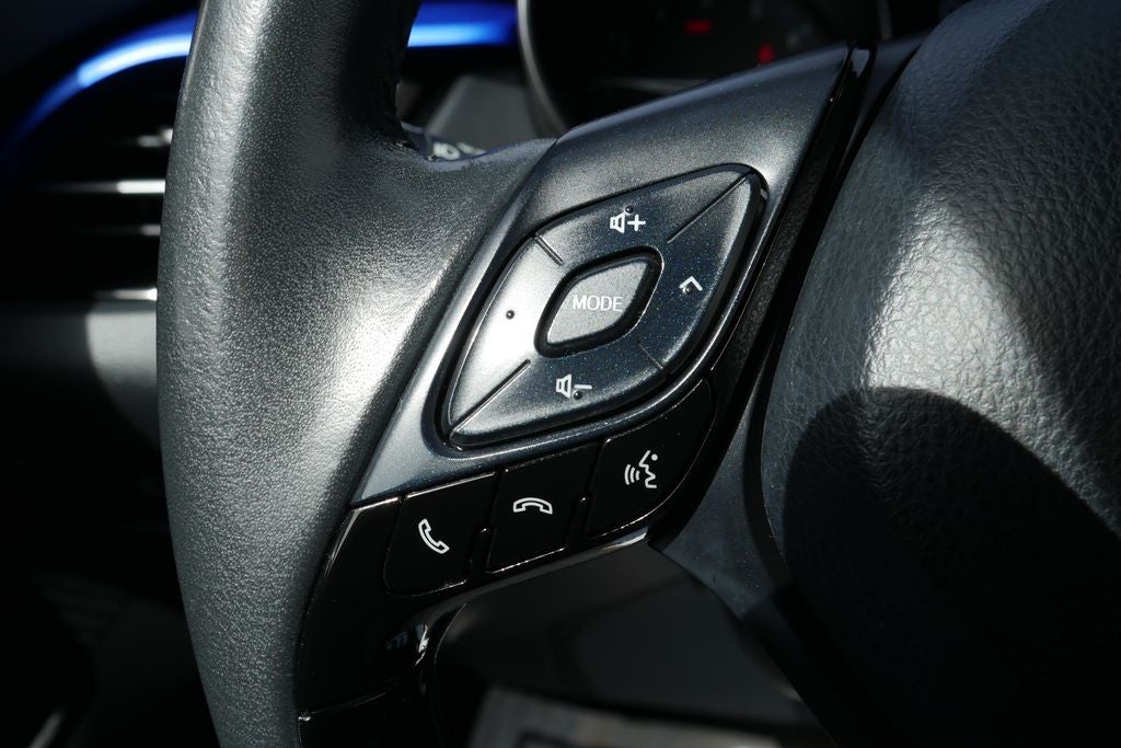 2021 Toyota C-HR XLE