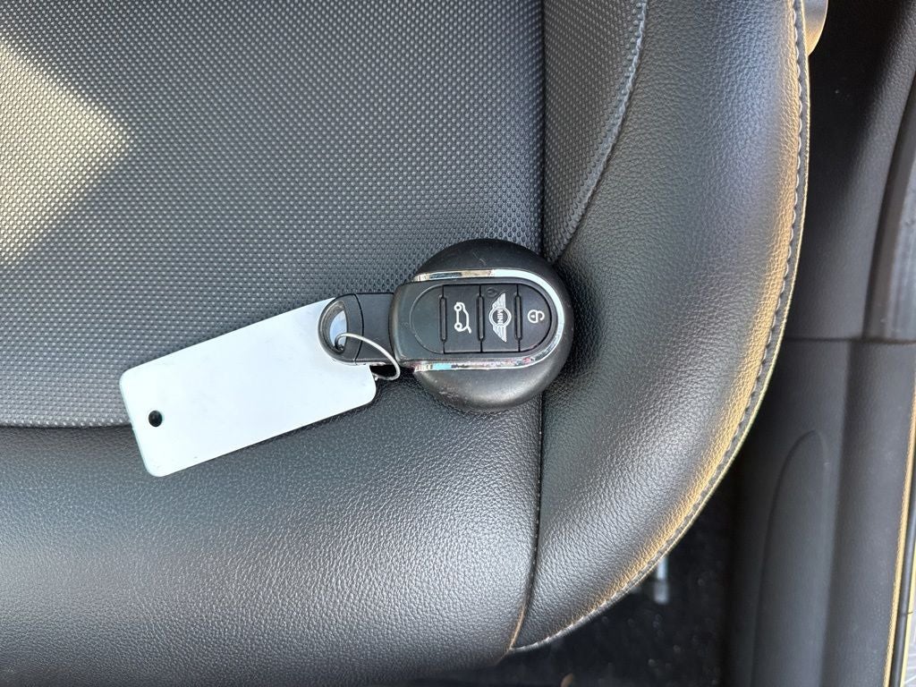 2016 MINI Cooper Base