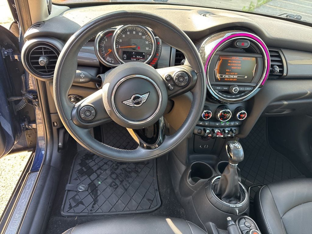 2016 MINI Cooper Base