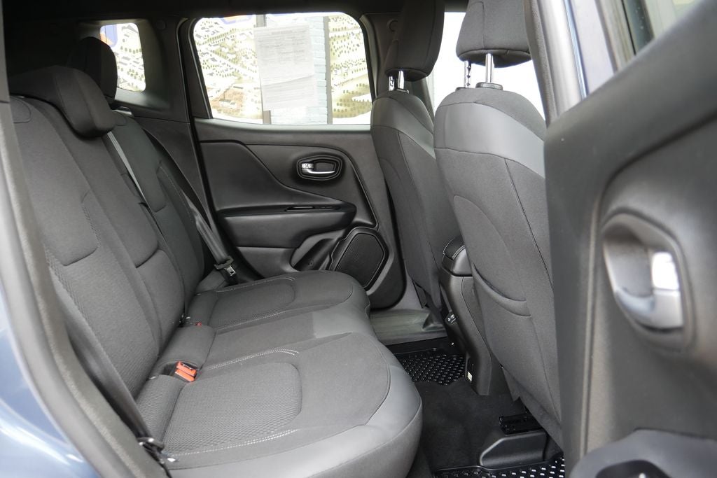 2022 Jeep Renegade Altitude