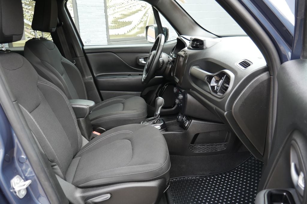 2022 Jeep Renegade Altitude