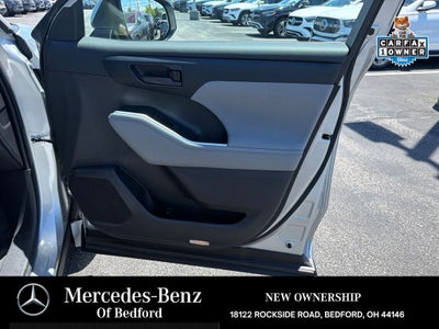 2023 Toyota Highlander LE