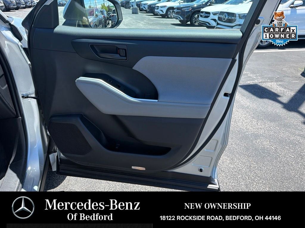 2023 Toyota Highlander LE
