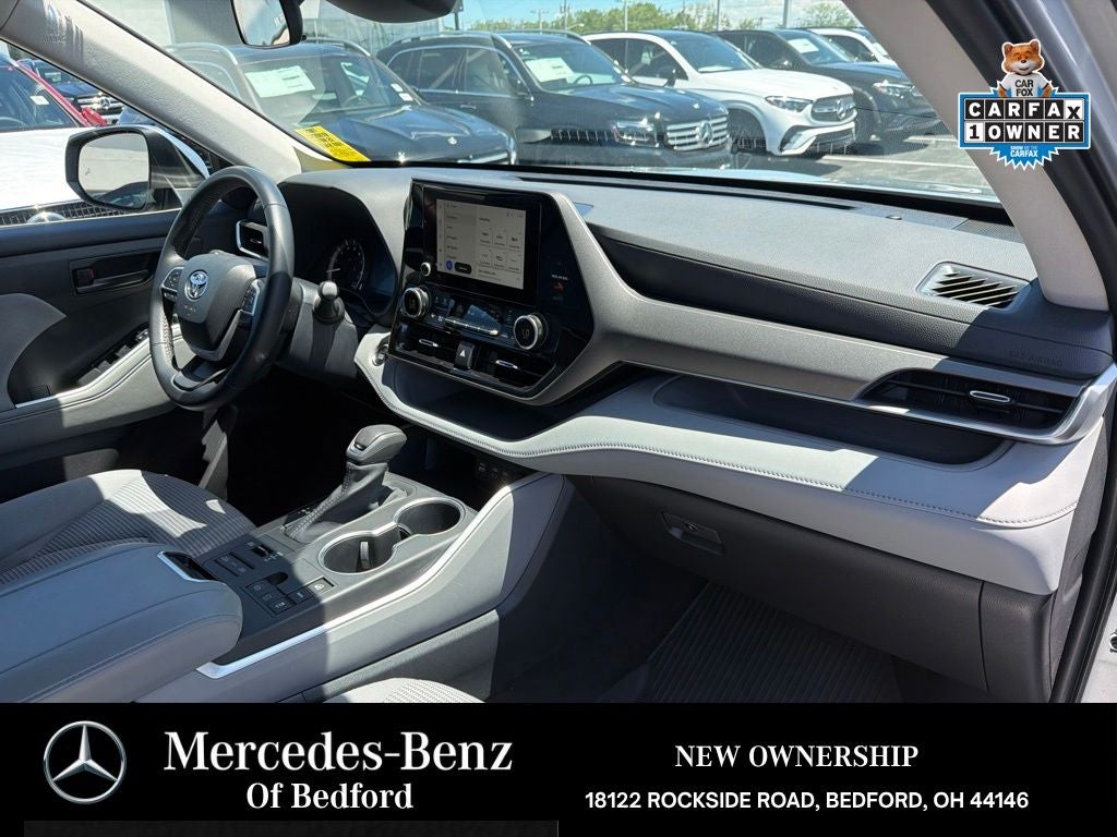 2023 Toyota Highlander LE
