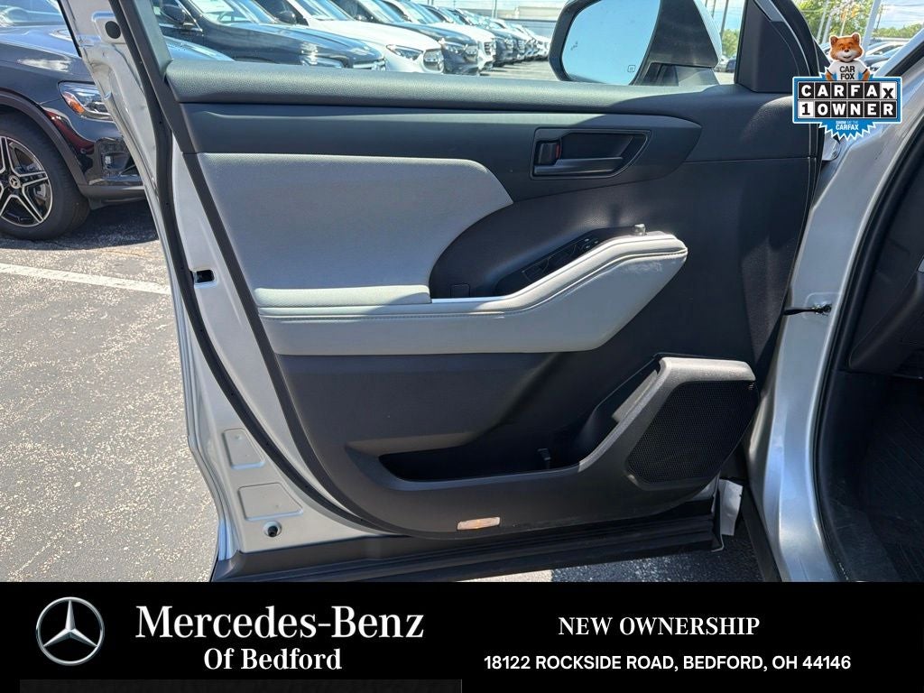 2023 Toyota Highlander LE