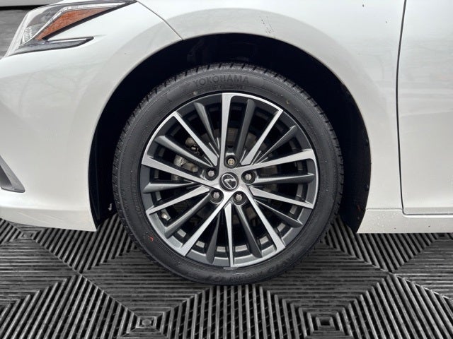 2023 Lexus ES 350