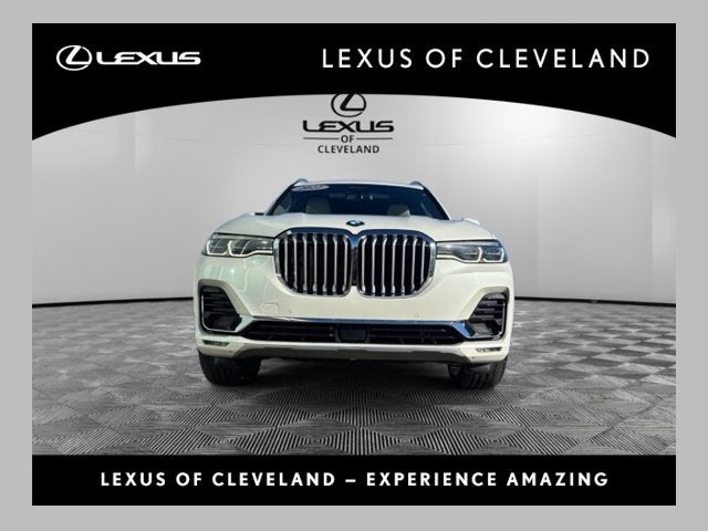 2022 BMW X7 40i