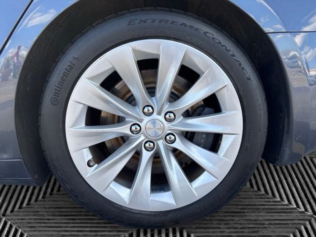 2018 Tesla Model S 75D