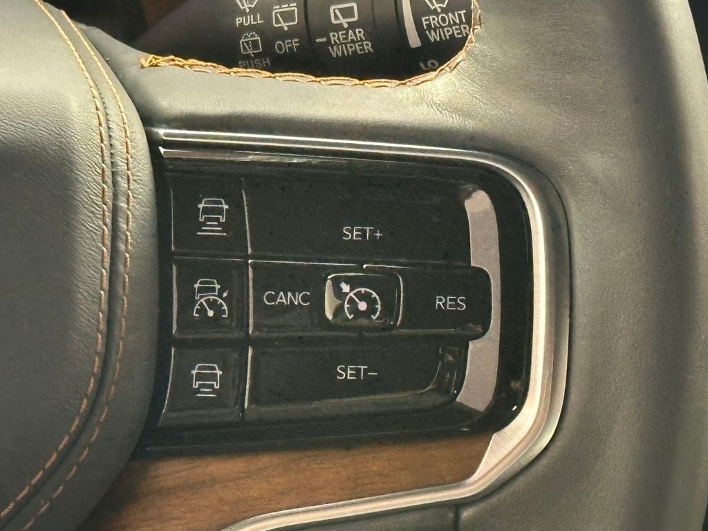 2022 Jeep Grand Wagoneer Series II