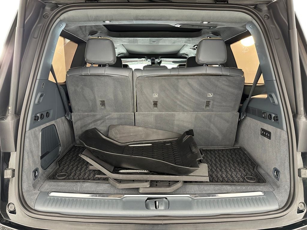 2022 Jeep Grand Wagoneer Series II