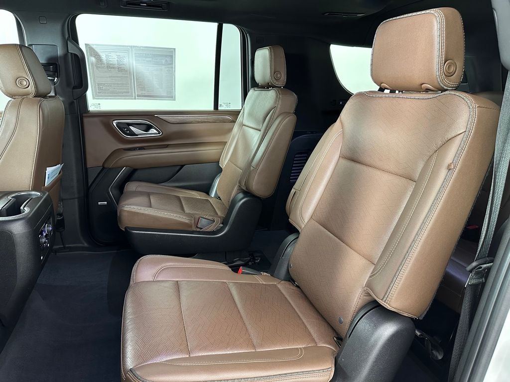 2022 Chevrolet Suburban High Country