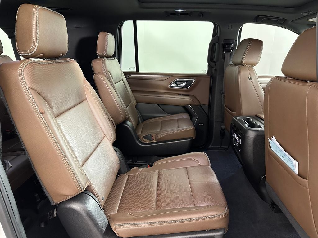 2022 Chevrolet Suburban High Country