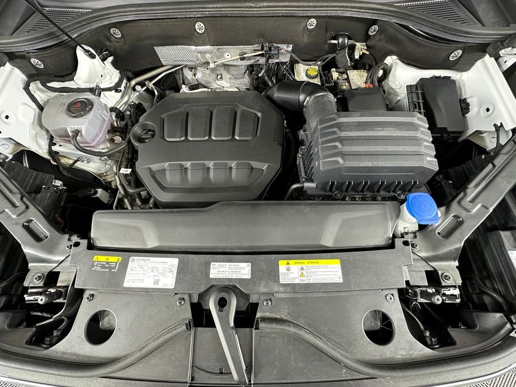 2024 Volkswagen Atlas 2.0T SEL Premium R-Line