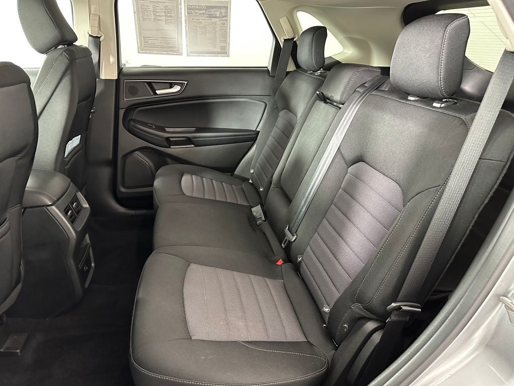 2023 Ford Edge SE