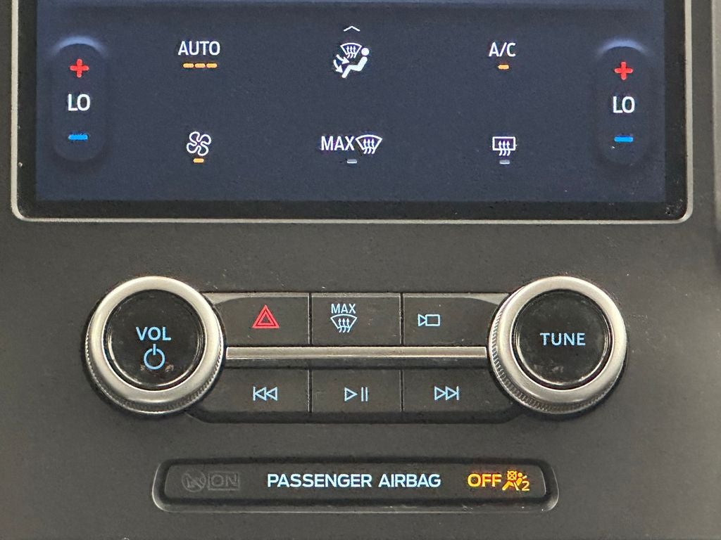 2023 Ford Edge SE
