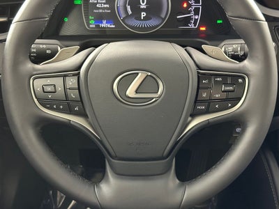 2025 Lexus ES 300h F SPORT Design