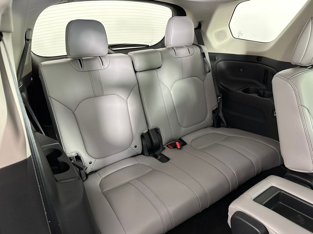 2025 Honda Pilot Touring 8 Passenger