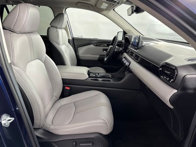 2025 Honda Pilot Touring 8 Passenger