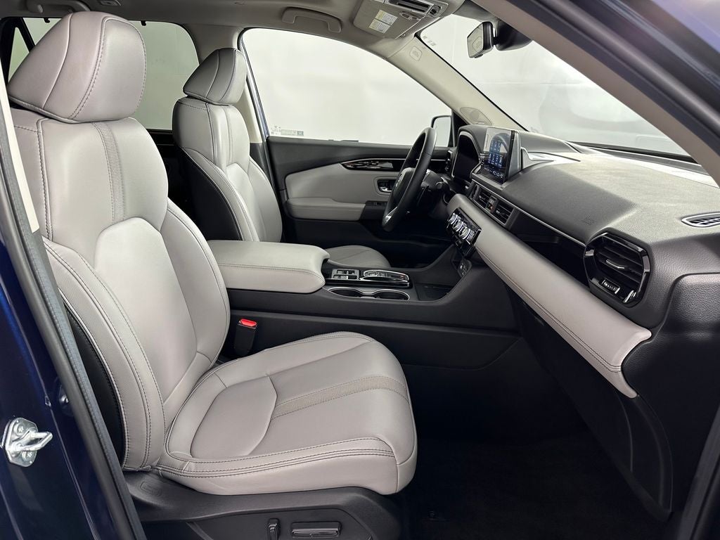 2025 Honda Pilot Touring 8 Passenger