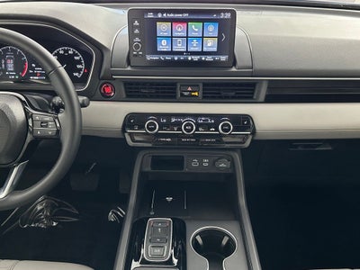 2025 Honda Pilot Touring 8 Passenger