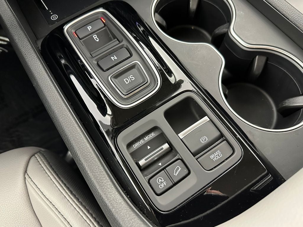 2025 Honda Pilot Touring 8 Passenger