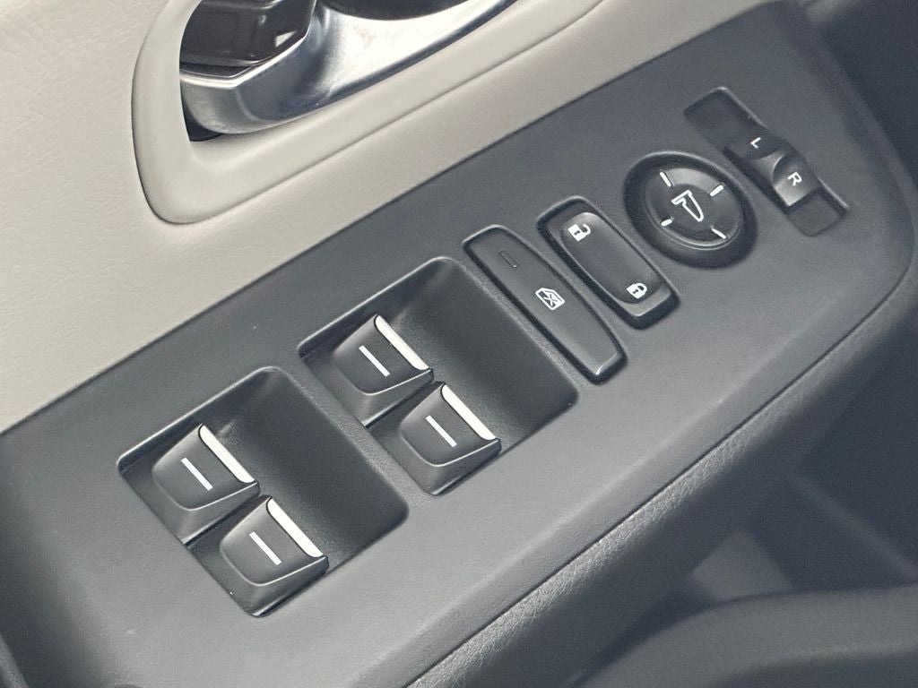 2025 Honda Pilot Touring 8 Passenger
