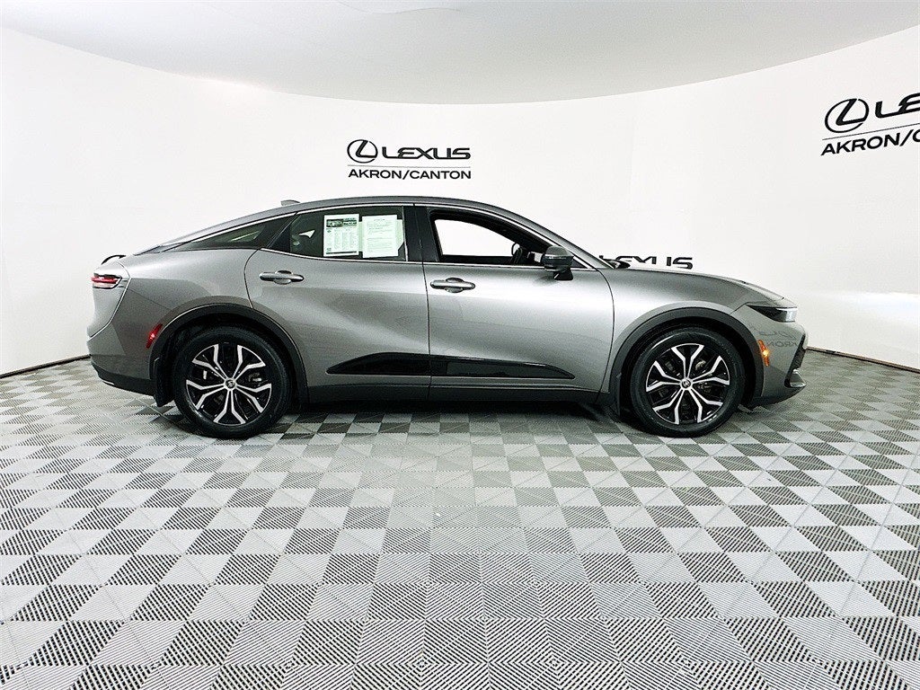 2023 Toyota Crown XLE