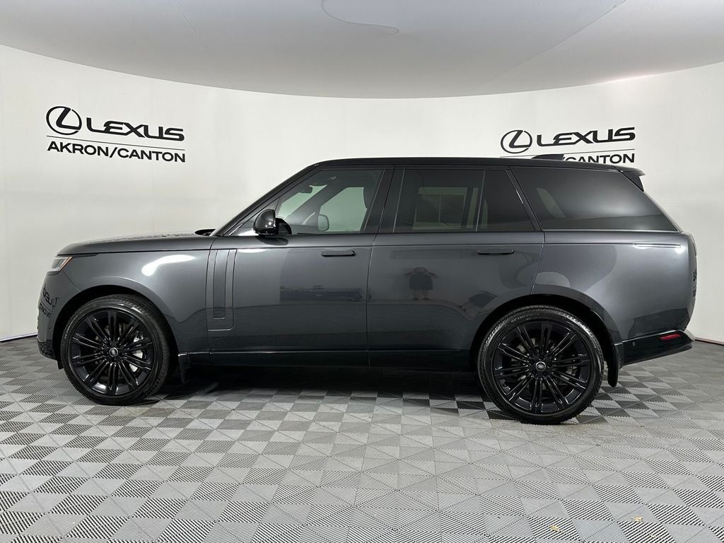2024 Land Rover Range Rover SE