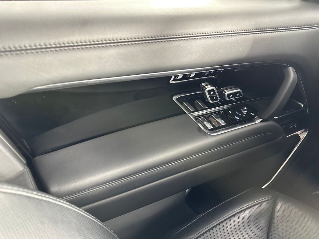 2024 Land Rover Range Rover SE