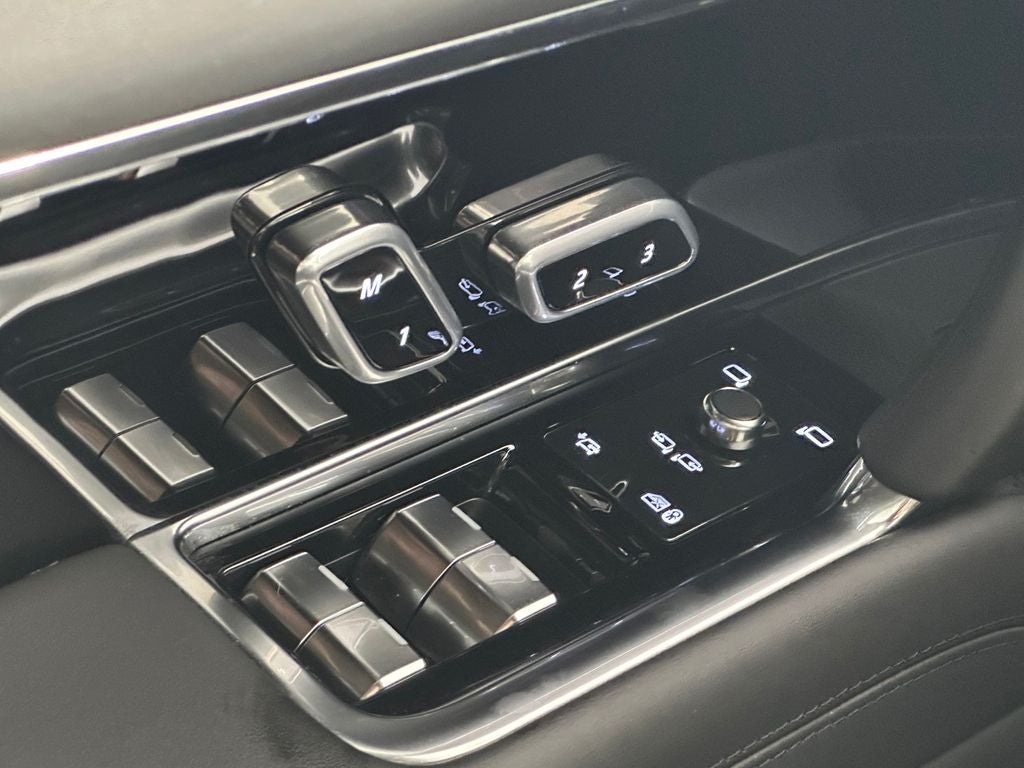2024 Land Rover Range Rover SE