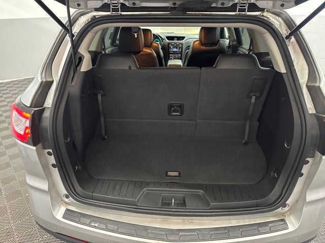 2017 Chevrolet Traverse 2LT 2LT