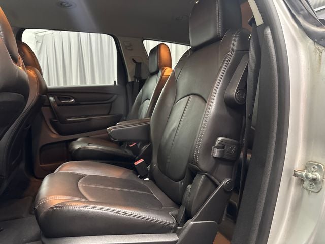 2017 Chevrolet Traverse 2LT 2LT