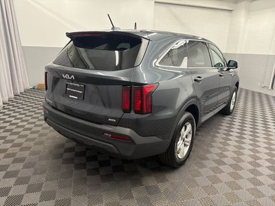 2023 Kia Sorento LX