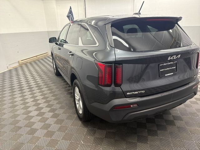 2023 Kia Sorento LX