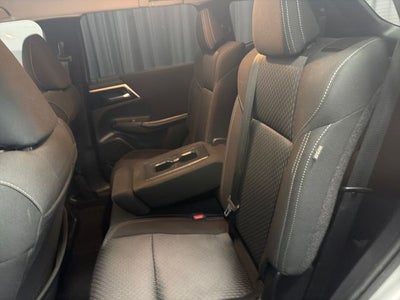 2022 Mitsubishi Outlander ES