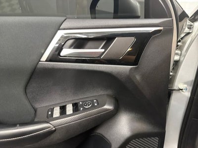 2022 Mitsubishi Outlander ES