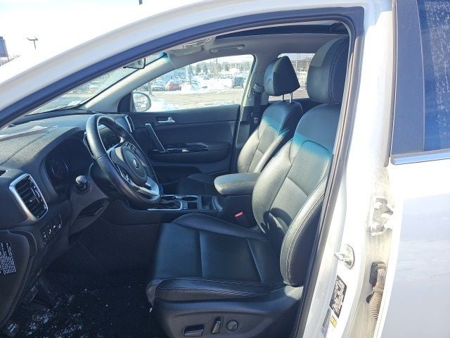 2022 Kia Sportage EX