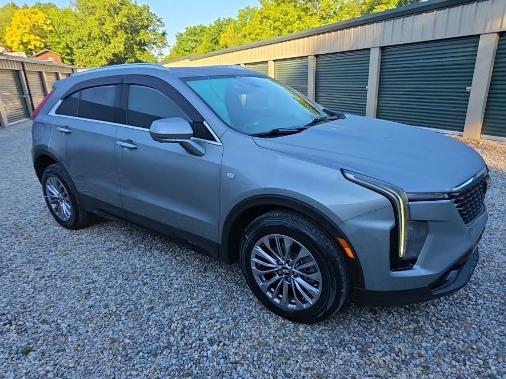 2025 Cadillac XT4 Premium Luxury